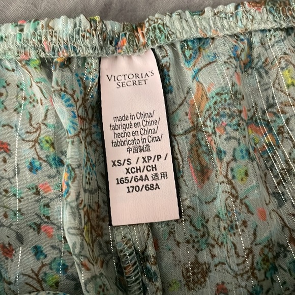 Victoria Secrect Bra/Short Set - Picture 4 of 5